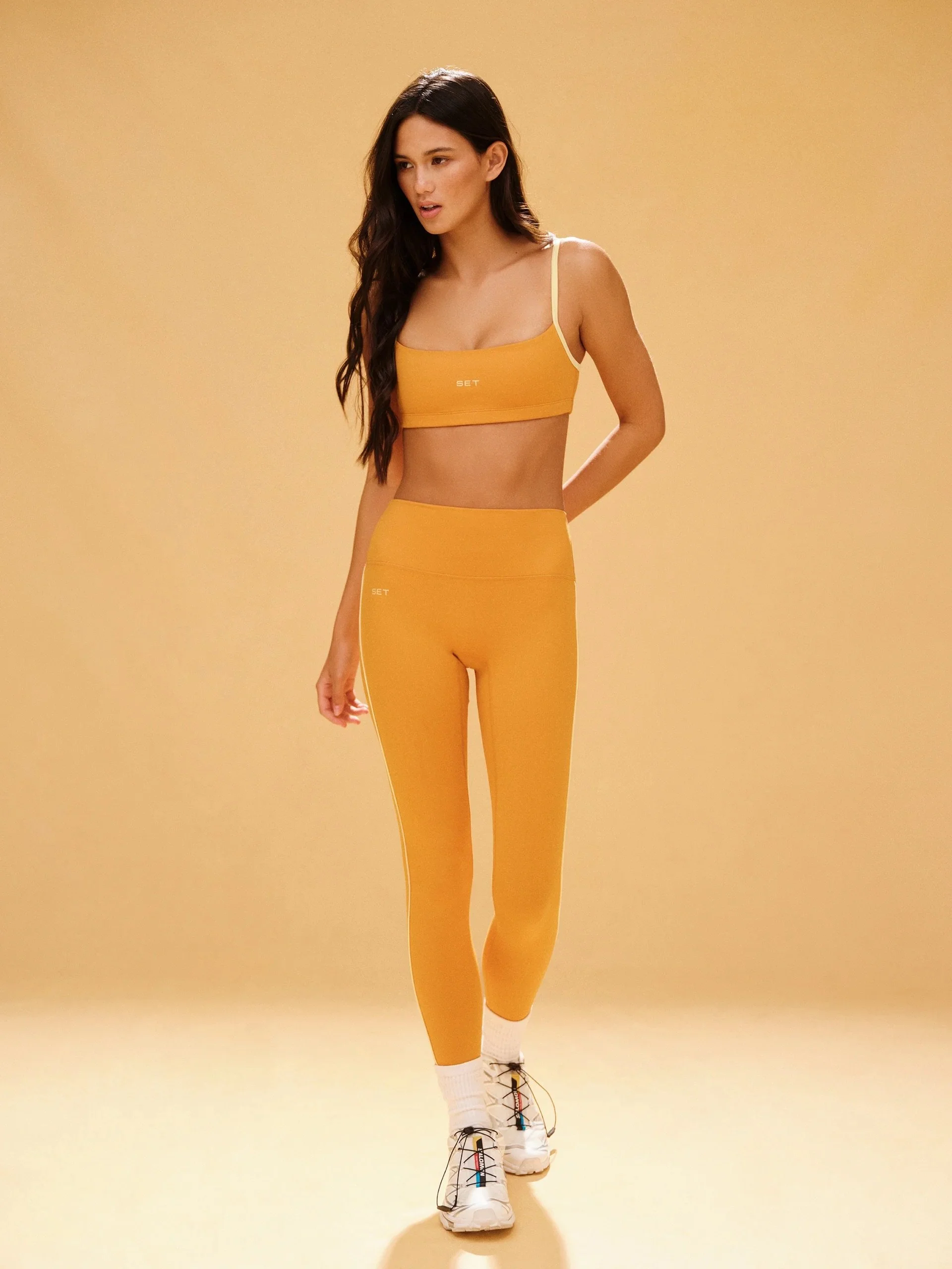 Set Active Orange Soda Club SET Collection - March 2026 — EXTRA
